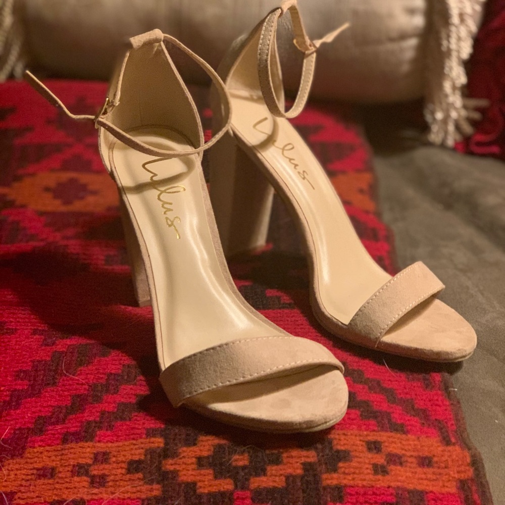 Lulu’s strappy heels